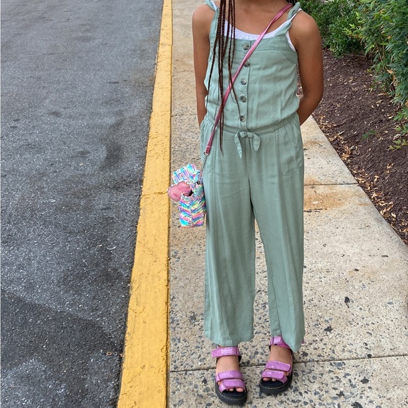 Girl’s Lightweight Cotton Overall - Picture 5 of 8